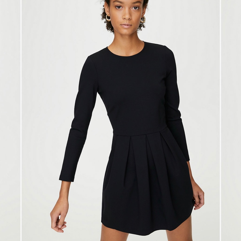 Aritzia Sunday Best Dress Size 2